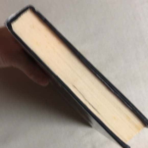 🌈2/$8 The Vigilantes #10 Badge of Honor Series - Picture 6 of 9